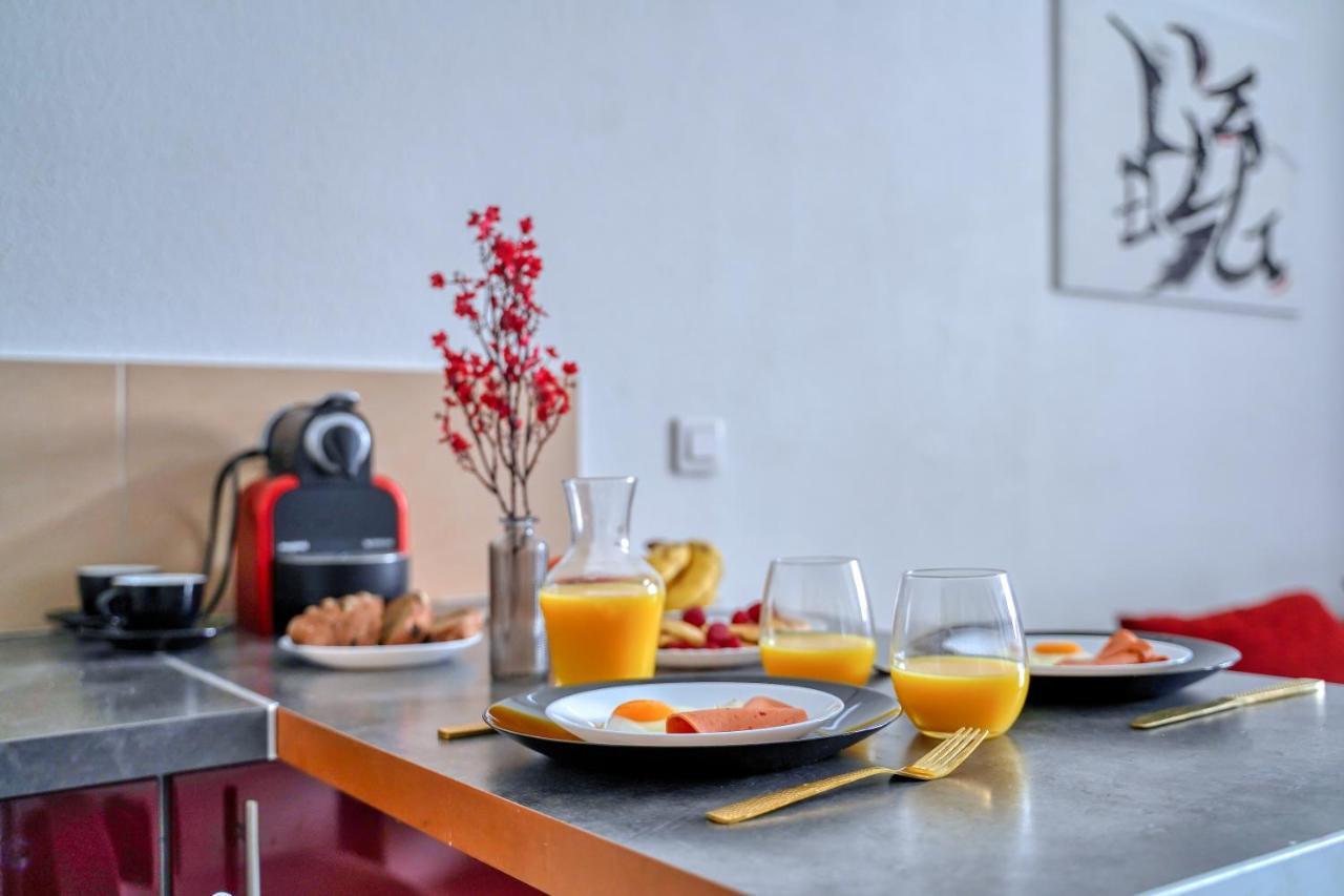 דירות ביוסי-סיינט-ג'ורג' Cosy Mezzanine מראה חיצוני תמונה